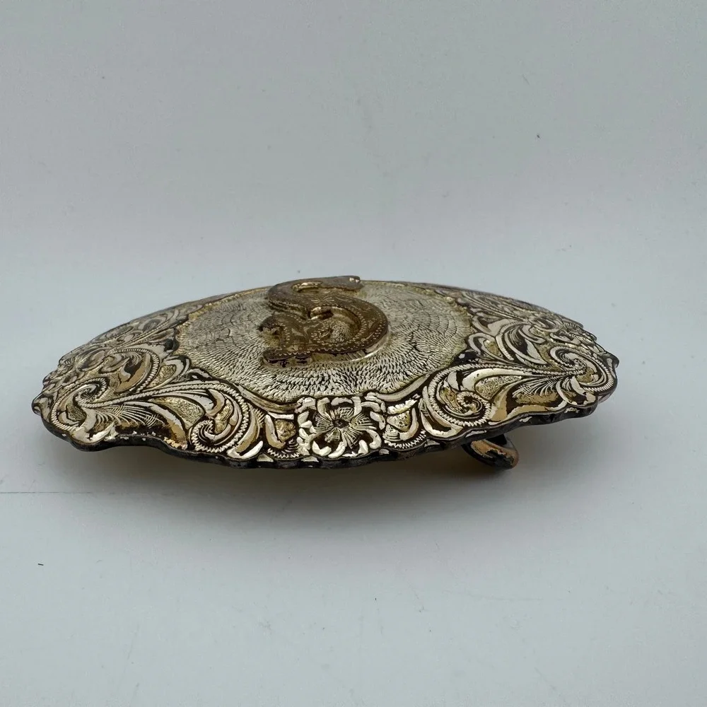 Crumrine belt buckle